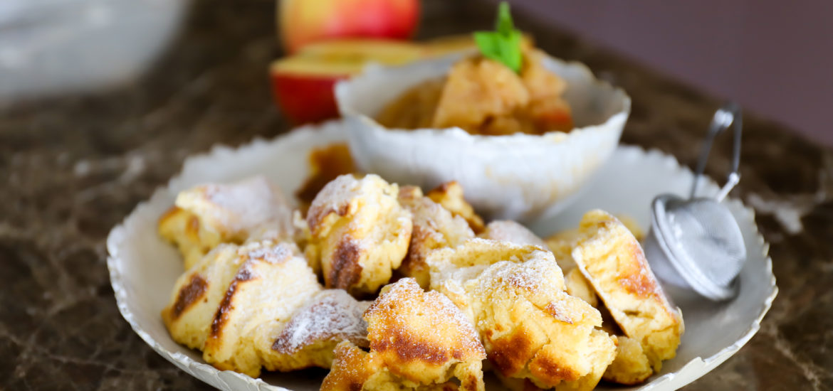 Dinkel Kaiserschmarren mit Apfelmus – Gaumenschmaus