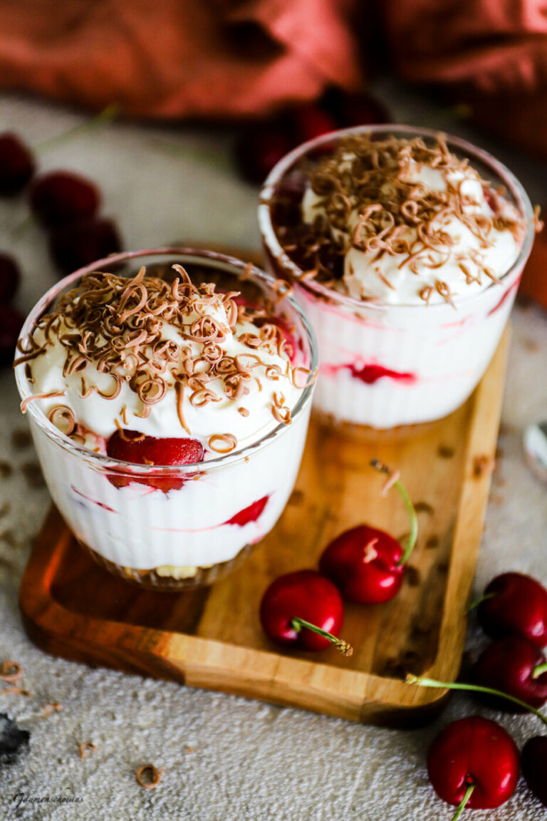 Kirschdessert im Glas – Gaumenschmaus