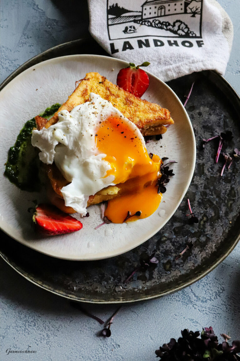Pikanter French Toast mit Ei Gaumenschmaus