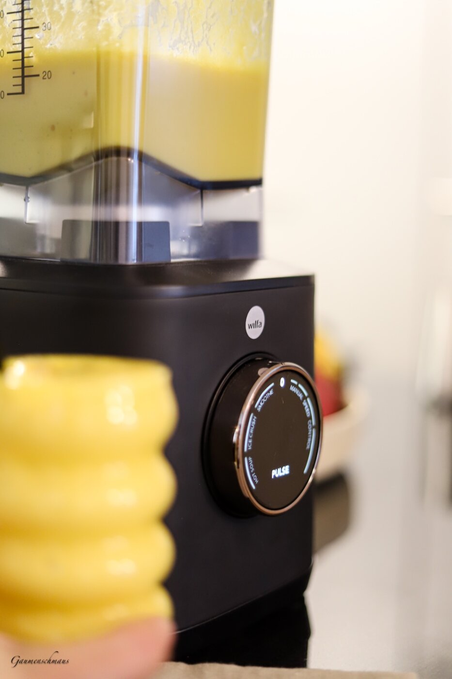 Erfrischende Mango-Buttermilch – Gaumenschmaus